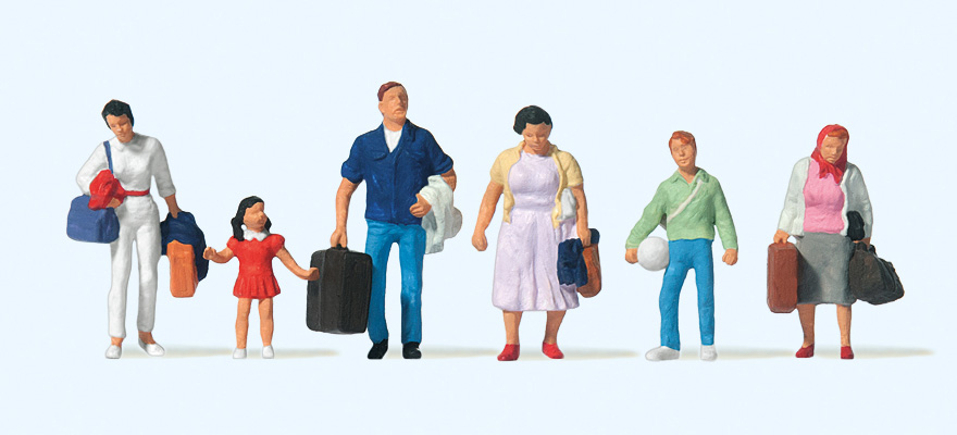 5 voyageurs avec bagages et 1 petite fille