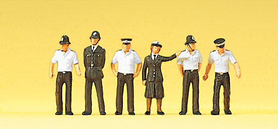 6 policiers anglais avec casques ou casquettes